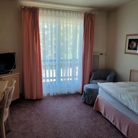 Hotel Sonnenhof Hinterzarten Oda fotoğraf