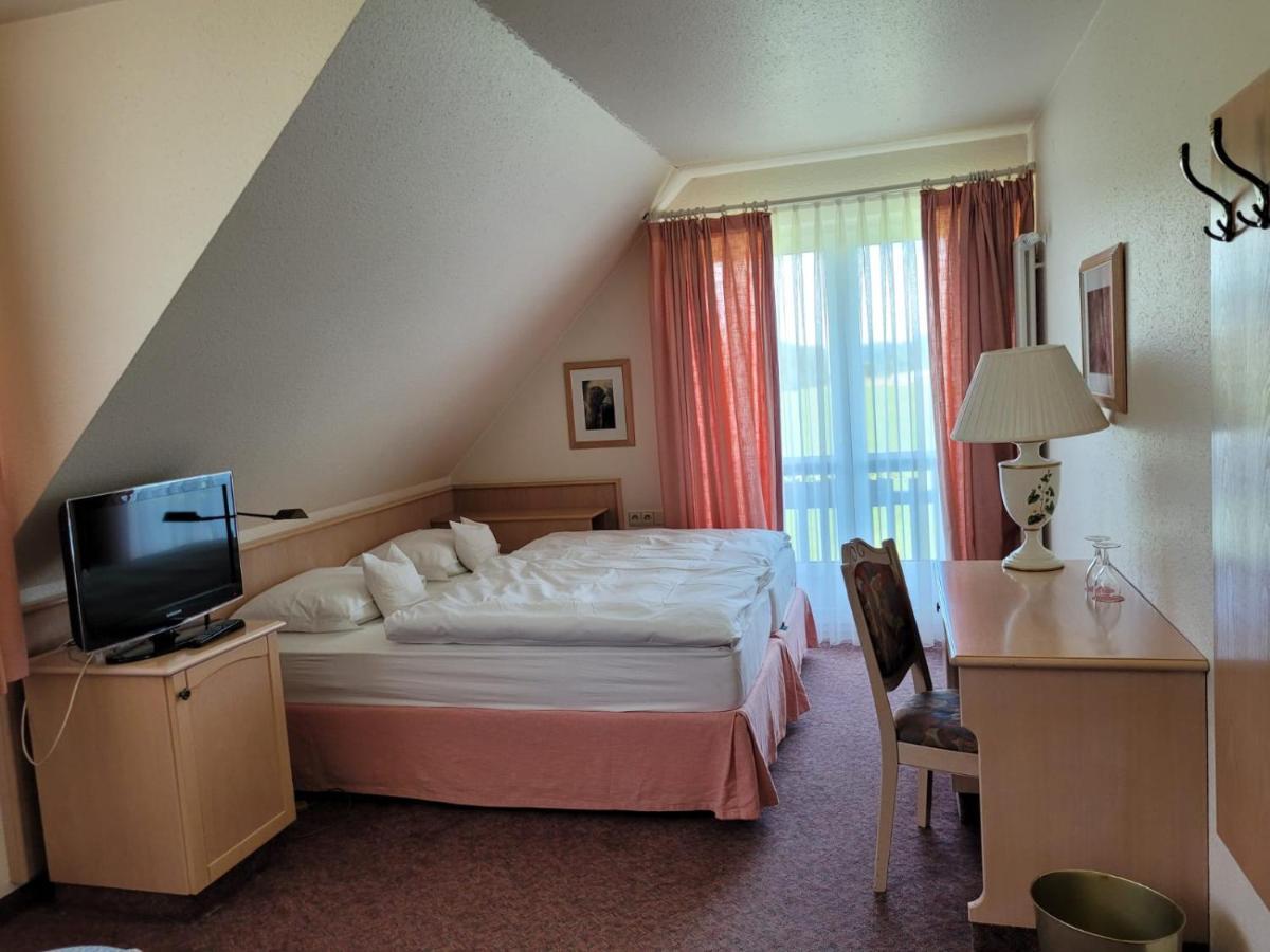 Hotel Sonnenhof Hinterzarten Oda fotoğraf