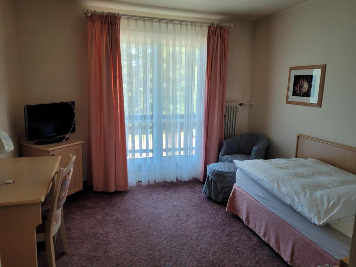 Hotel Sonnenhof Hinterzarten Oda fotoğraf